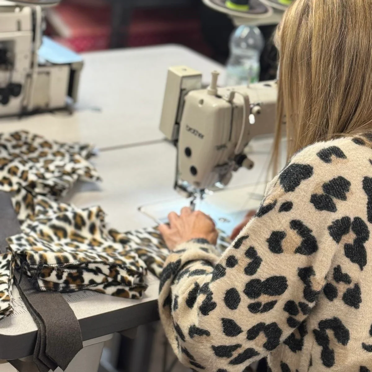 Dachshund Wild Animal Print Fleece Suits with 4 Legs - Image 15